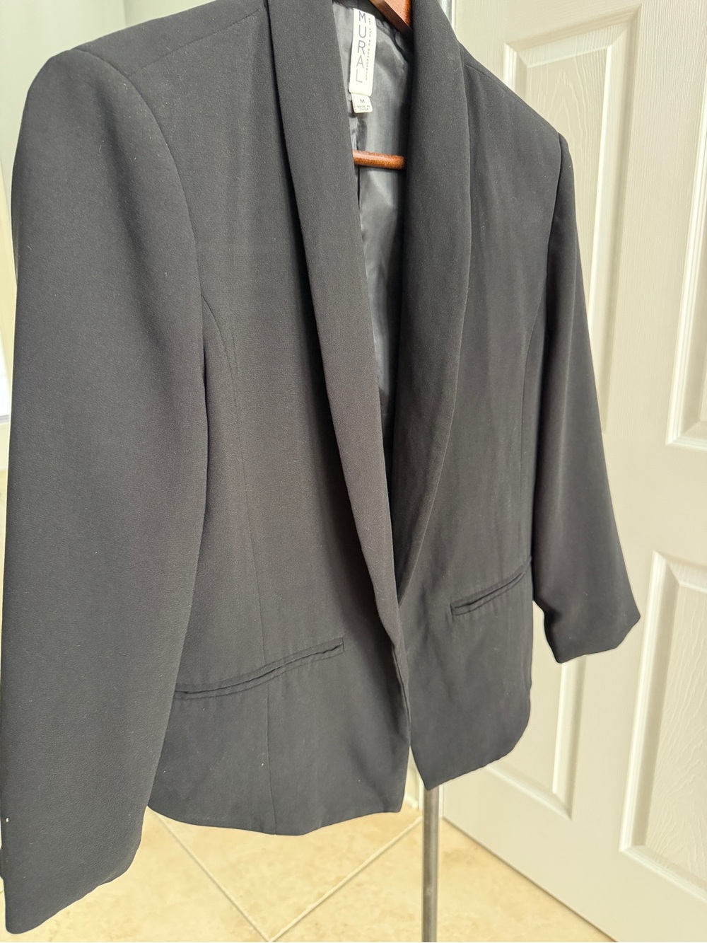 Mural Black Open-Front Women's Blazer